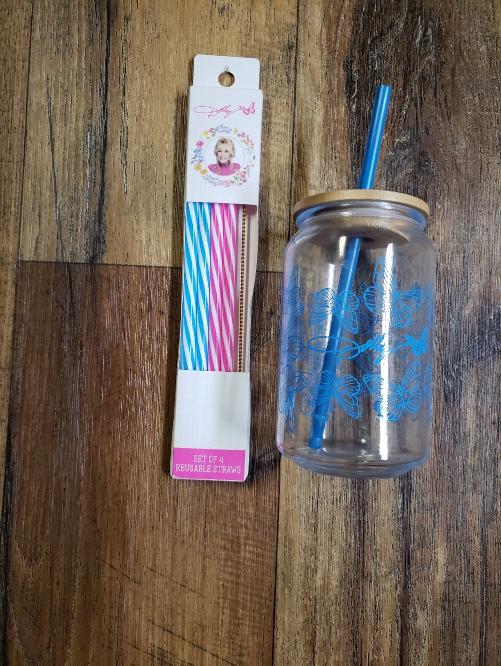 Dolly Parton Glass Tumbler & Tumbler Straws with Straw Cleaner